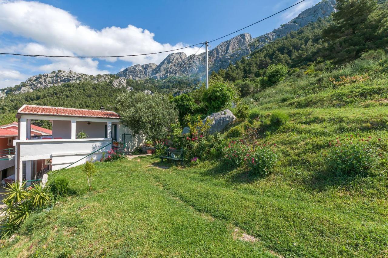 Apartment Josipa Omiš Exterior foto